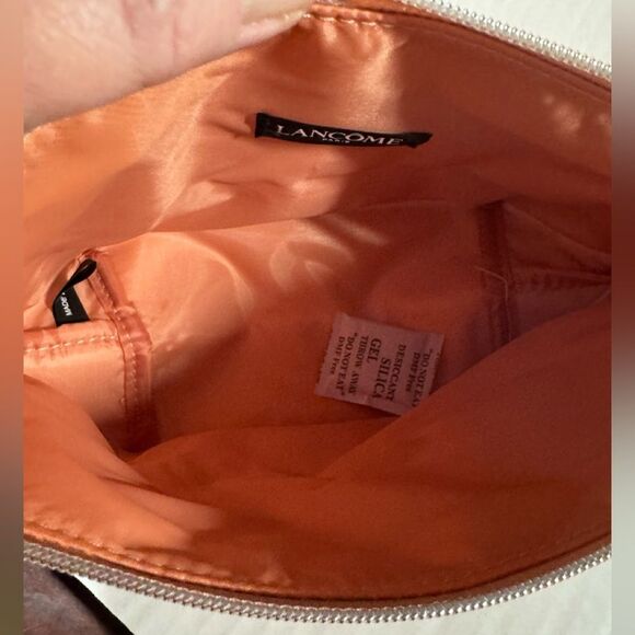 Lancome Metallic Rose Gold Zip Cosmetic Makeup Bag NEW - Picture 3 of 3